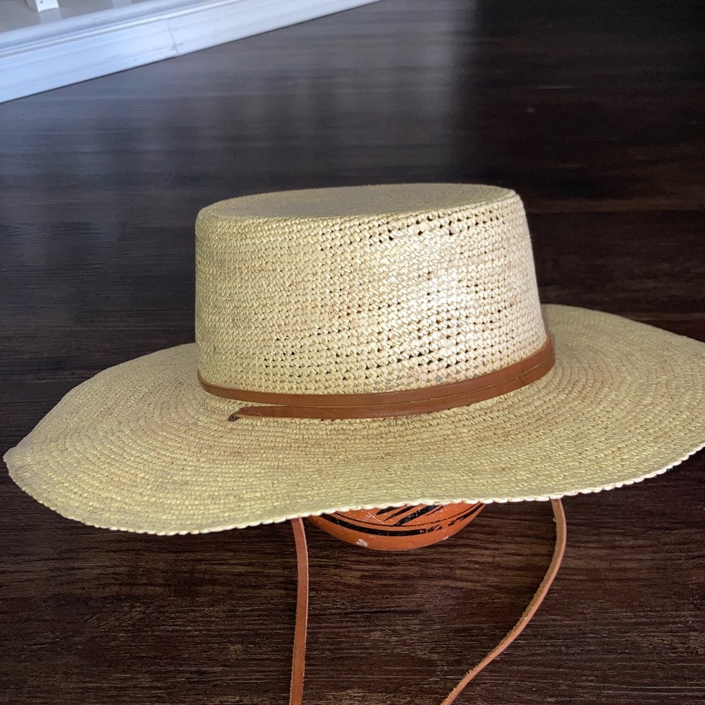 Made by Minga women’s wide Brim Straw Hat with Brown Band - Picture 5 of 7